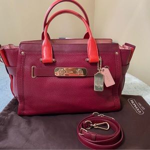 Coach Swagger 33 Carryall Colorblock